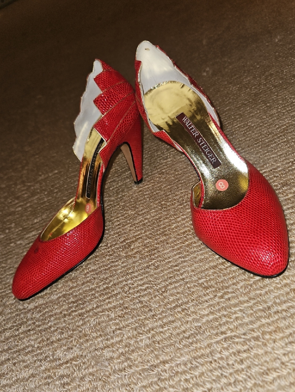 New! Vintage Walter Steiger Red Snake Effect Textured Leather D'Orsay Pumps Red